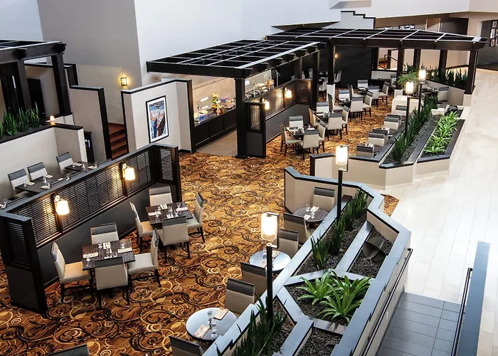 Sheraton Minneapolis West Hotel
